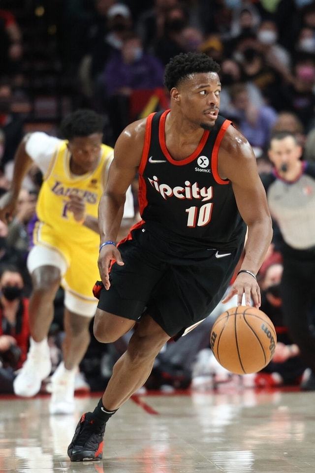 爱游戏下载-转会期波特兰开拓者战术微调风云突变印第安纳步行者冲刺阶段内部沟通，今夜山东男篮备战英超都惊呆了